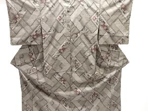 大特価品　幾何学に花模様織り出し本場泥大島紬着物(5マルキ)